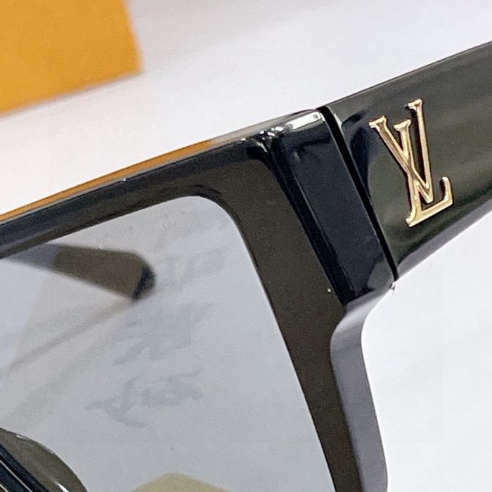 Louis Vuitton Sunglasses Top Quality LVS00720